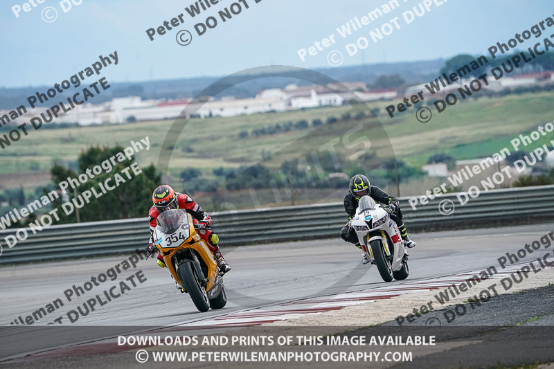 cadwell no limits trackday;cadwell park;cadwell park photographs;cadwell trackday photographs;enduro digital images;event digital images;eventdigitalimages;monteblanco trackday photographs;no limits trackdays;peter wileman photography;racing digital images;trackday digital images;trackday photos